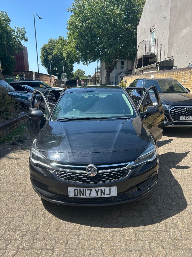 Vauxhall, ASTRA, Hatchback, 2017, Manual, 1598 (cc), 5 doors