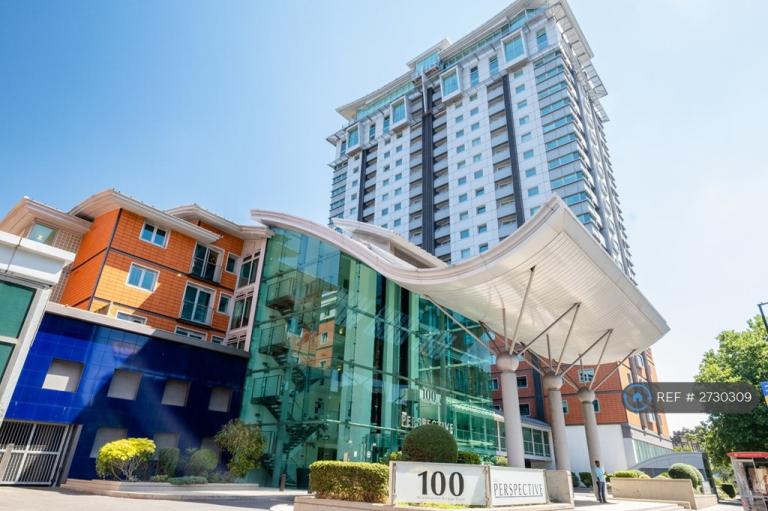 2 bedroom flat in Westminster Bridge Road, London, SE1 (2 bed) (#2730309)