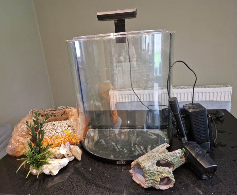 Tetra 60L Half Dome Curved Glass Aquarium + Filter, Heater, Feeder & Extras