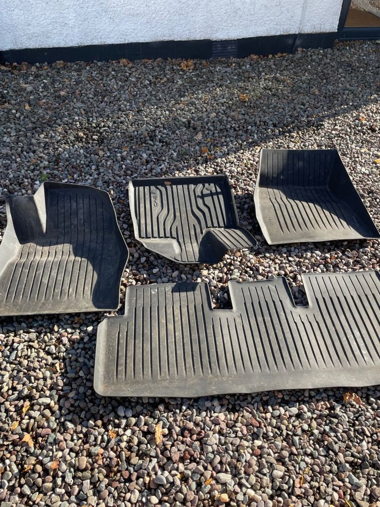 Full set Tesla Model 3 car mats 