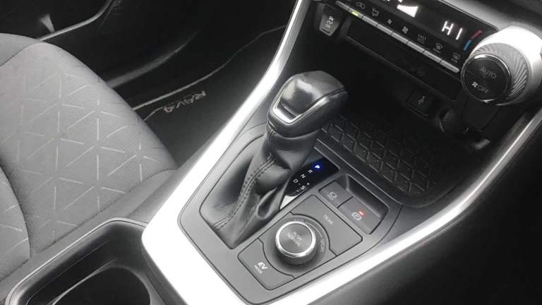 Toyota RAV4 2.5 VVT-h Design SUV Petrol Hybrid CVT 4WD