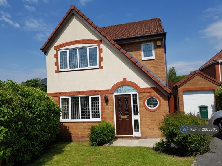 3 bedroom house in Lodgewood Close, Chorley, PR7 (3 bed) (#2883603)