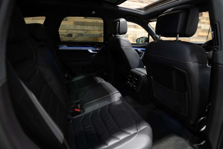 2021 Volkswagen Touareg 3.0 Touareg V6 Black Edition TDI Auto 4WD 5dr SUV Diesel Automatic