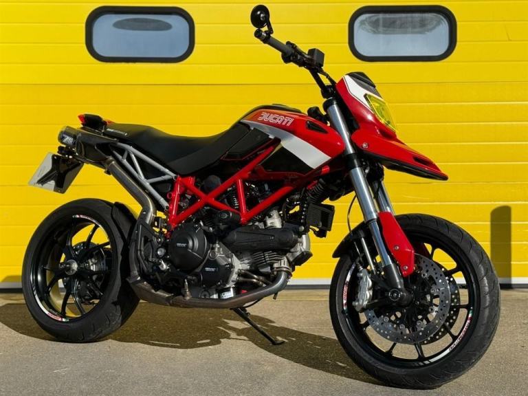 Ducati Hypermotard 796 ZARD EXHAUST! LOADED WITH CARBON! PRISTINE CONDITION