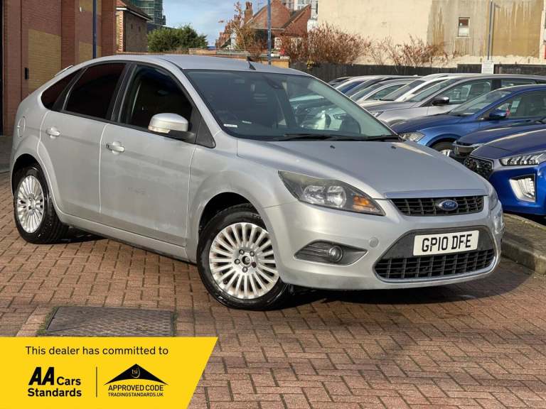 2010 Ford Focus 1.6 Titanium 5dr Auto HATCHBACK PETROL Automatic