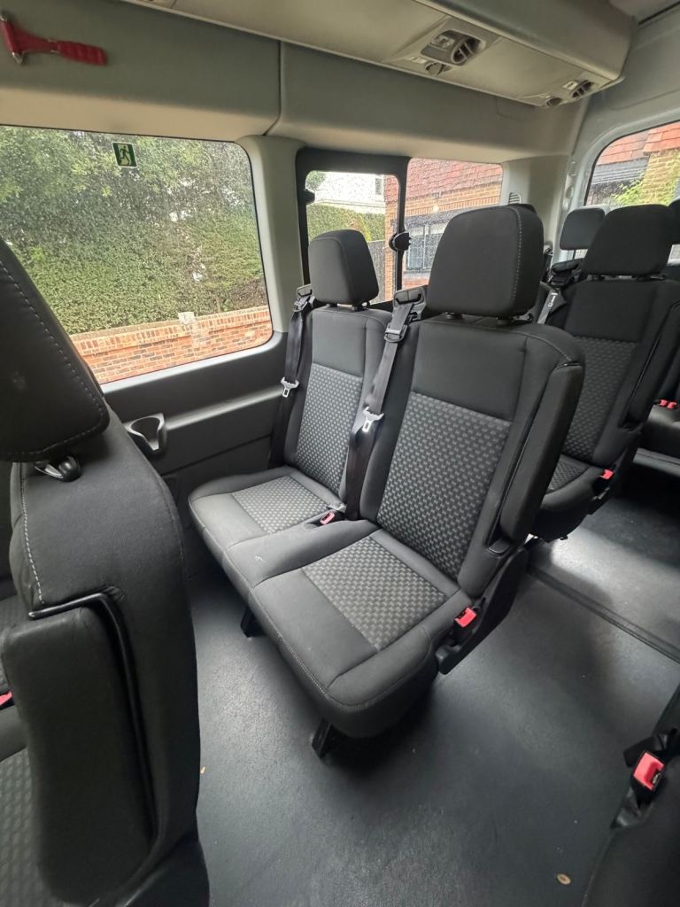 Single and double minibus seats