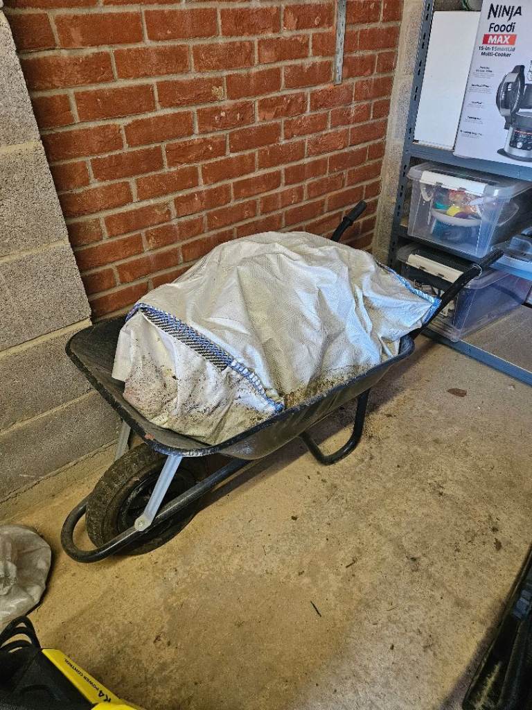 Wheelbarrow 