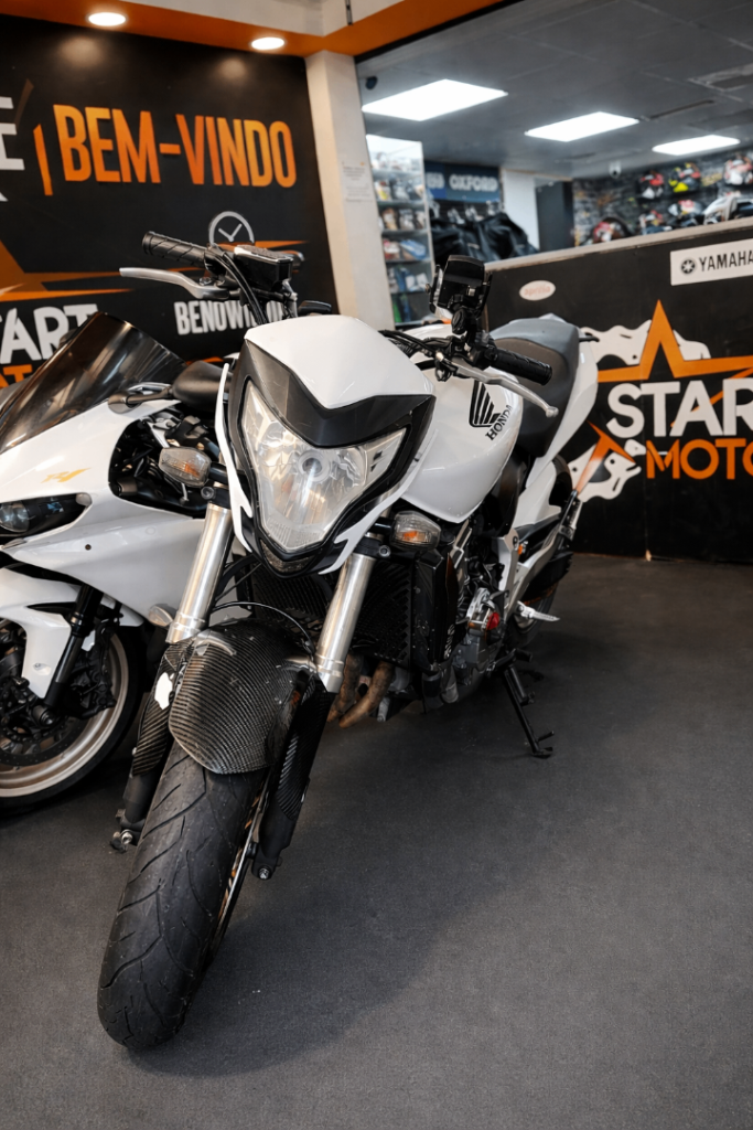 Honda, CBR, 2011, 599 (cc)