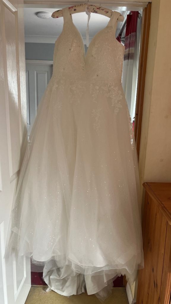 Size 16 Wedding dress