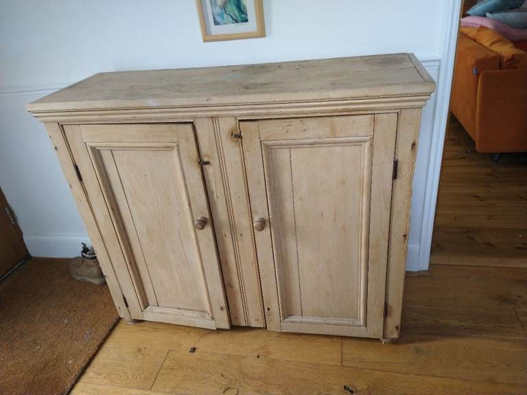 Pine cupboard 