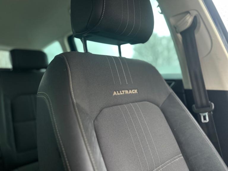 2017 Volkswagen Passat 2.0 TDI 4MOTION 5dr ESTATE Diesel Manual