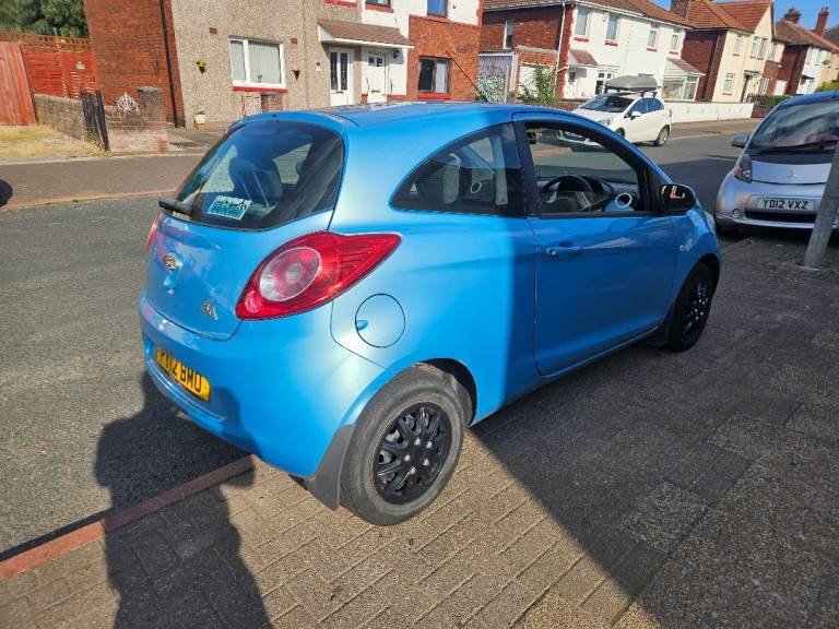 Ford, KA, Hatchback, 2012, Manual, 1242 (cc), 3 doors