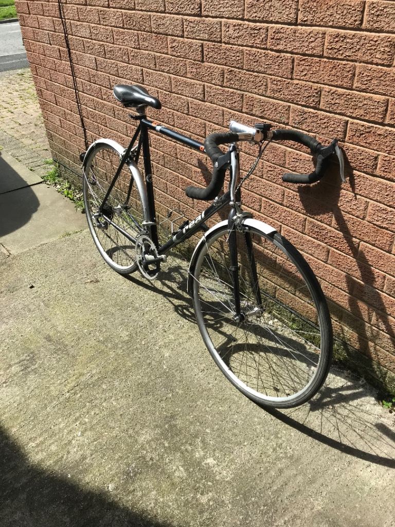 Raleigh gents bike.