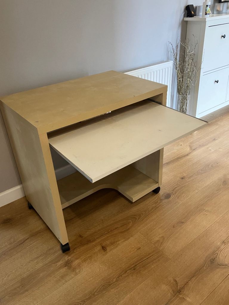 Compact Wooden Desk with Pull-out Keyboard Tray