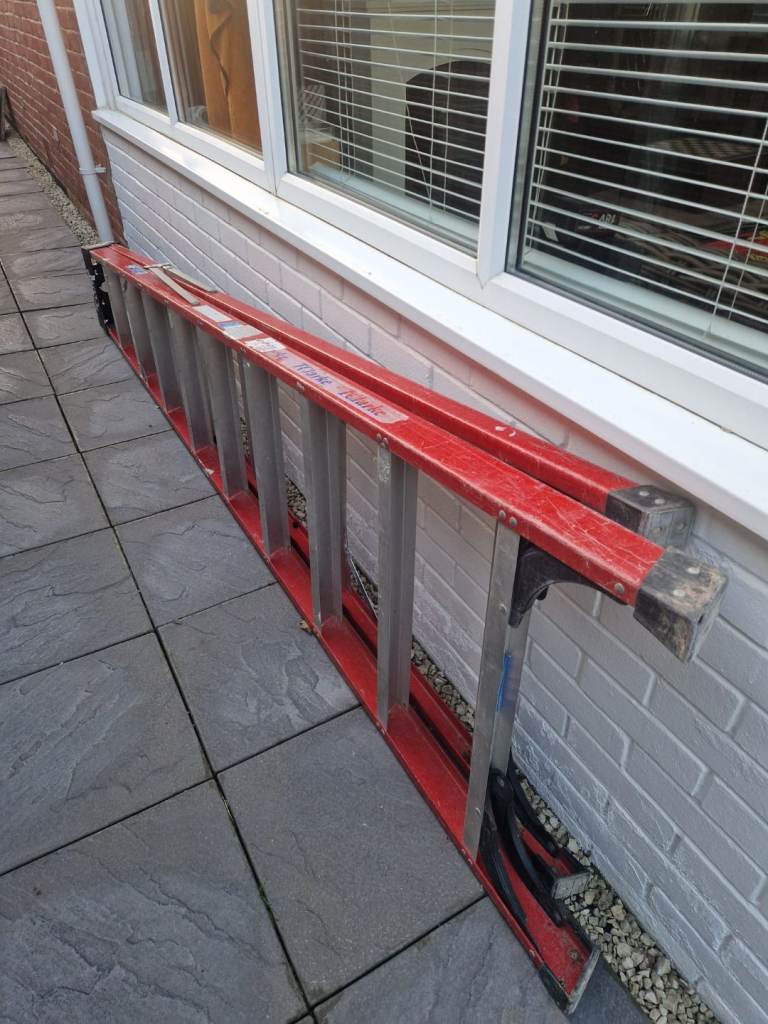 Step ladder