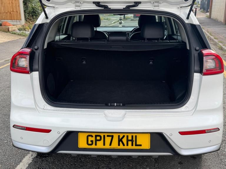 2017 Kia Niro 1.6h GDi 3 DCT Euro 6 (s/s) 5dr ESTATE Petrol/Electric Hybrid Automatic