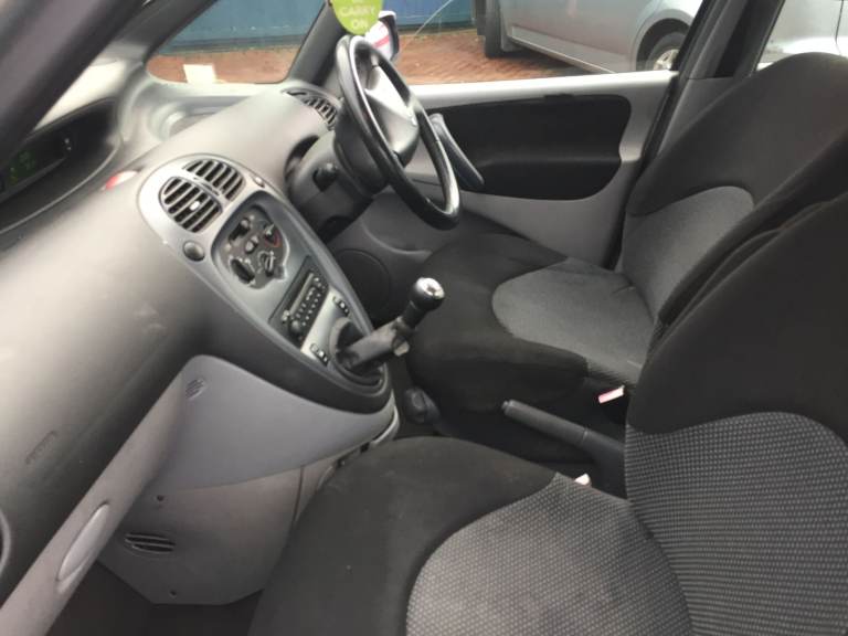 2005 CITROEN PICASSO 1.6 DIESEL ,LOW MILAGE. 55 MPG. £35 TAX,LONG MOT.