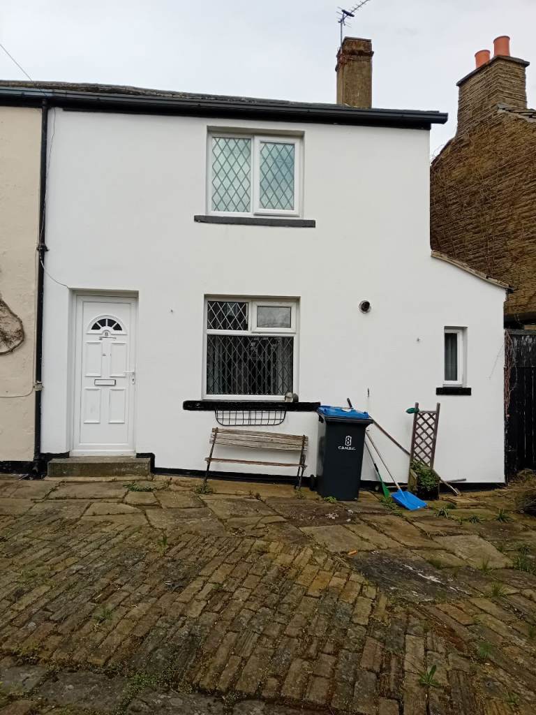 1 Bedroom Cottage House To Let / Rent BD9 Bradford