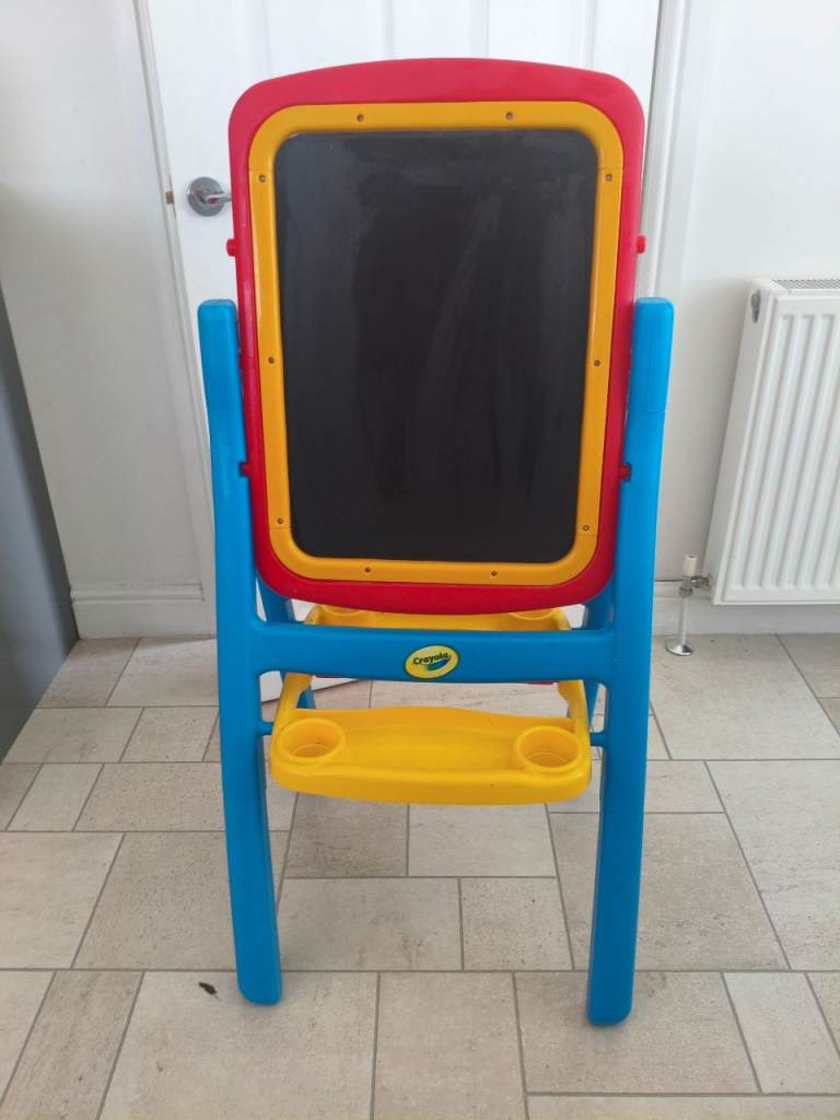 Crayola blackboard/white board