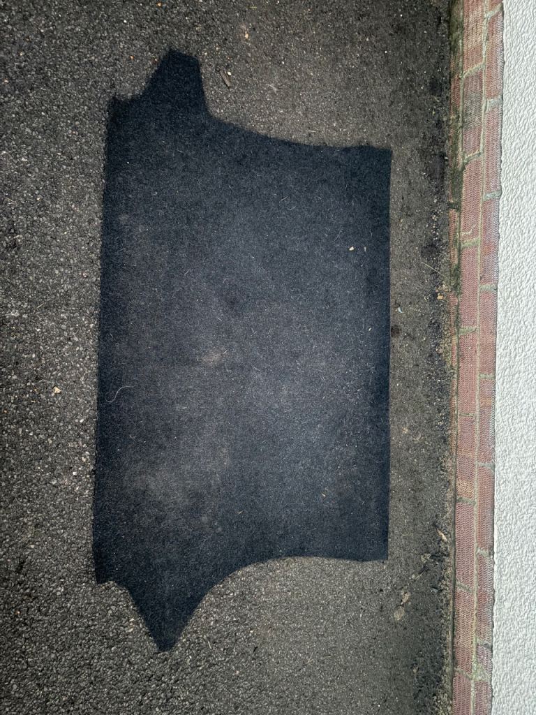 Ford fiesta mk6 2002-2008 boot carpet (black)