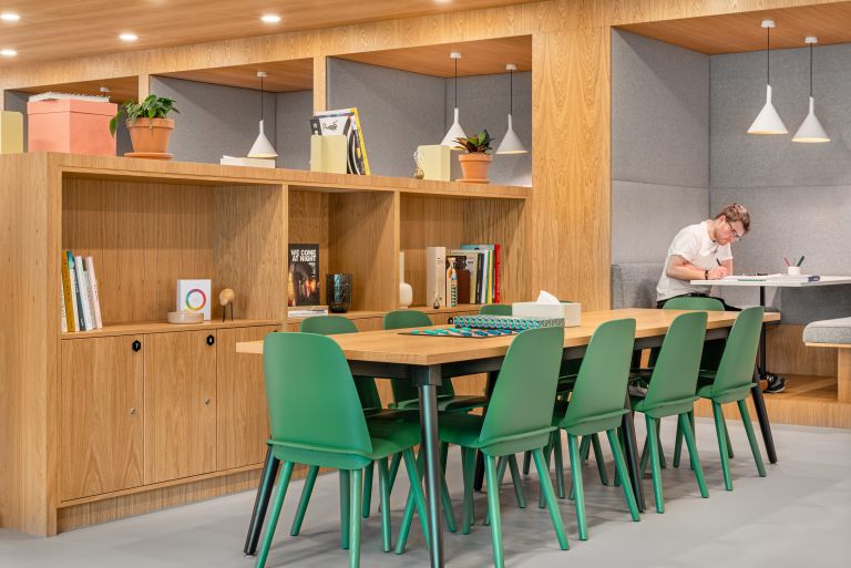 Reading - RG74SA \ Office Space with 5 Workstations Available Immediately