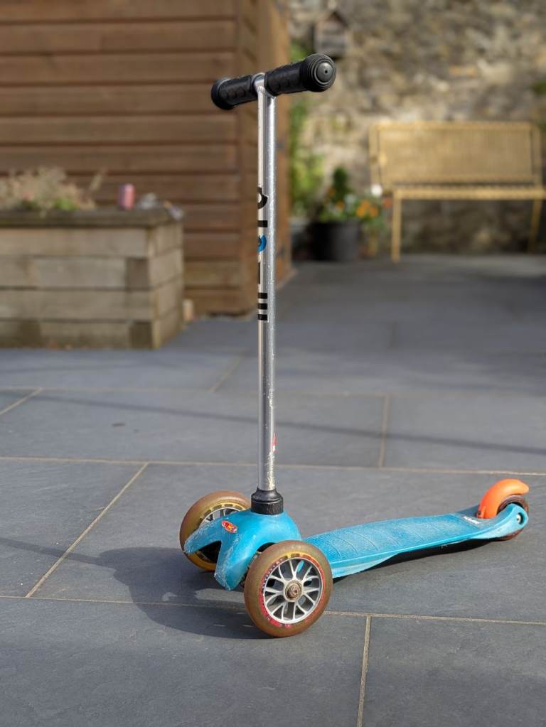 Kid's 3 wheel Micro Scooter - Blue