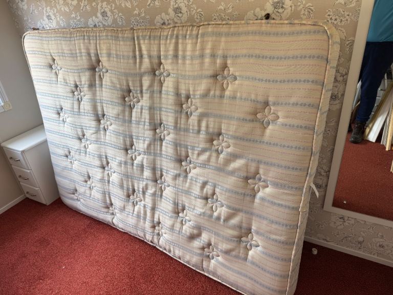 DOUBLE BED MATTRESS 