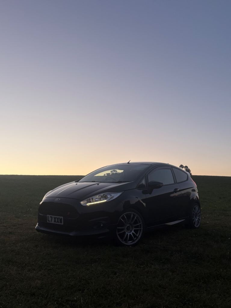 Ford, FIESTA, Hatchback, 2015, Manual, 998 (cc), 3 doors