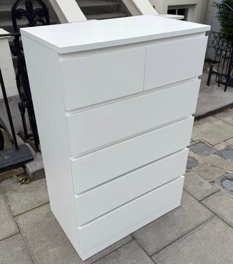 FREE DELIVERY IKEA MALM chest of 6 drawers, white, in good condition.