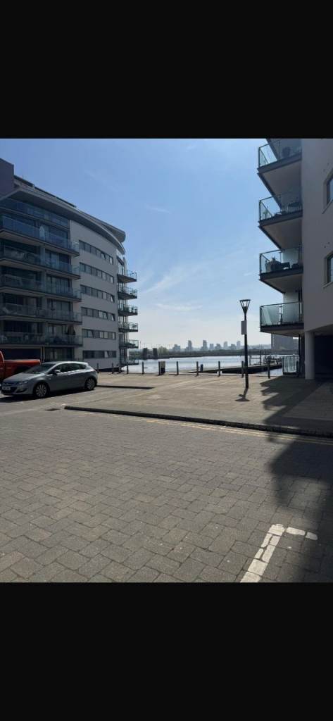 PARKING SPACE AVAILABLE TO RENT  IN LONDON E16