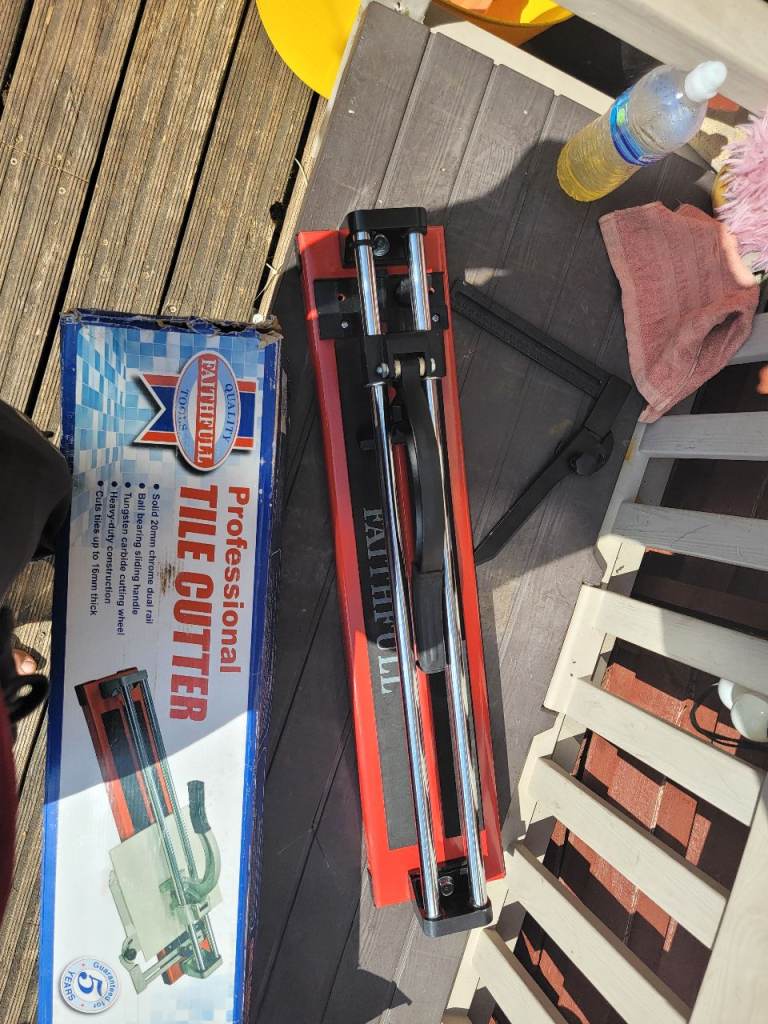 A an faithful 600mm tiles cutters