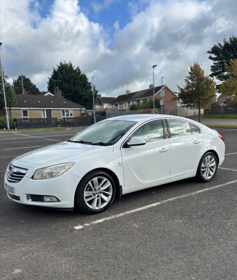 2013 insignia FULL YEAR MOT