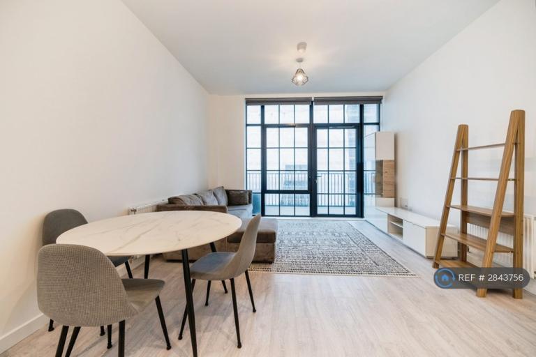 2 bedroom flat in Maya House, Hayes, UB3 (2 bed) (#2843756)