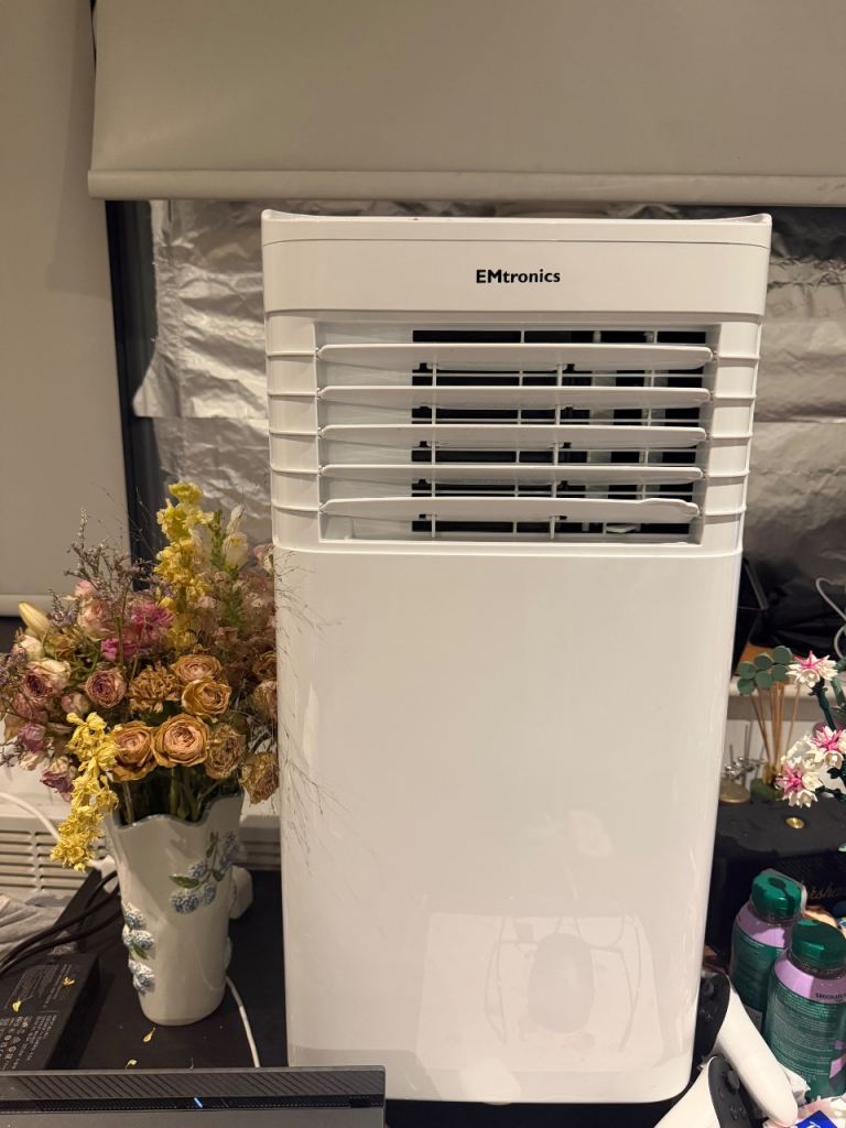 EMtronics Portable Air Conditioner Unit – As Good As New