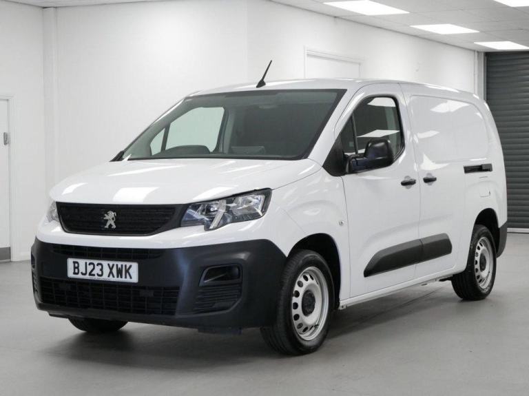 2023 PEUGEOT PARTNER 1.5 BLUEHDI 100 BHP 950 PROFESSIONAL PREMIUM + LONG