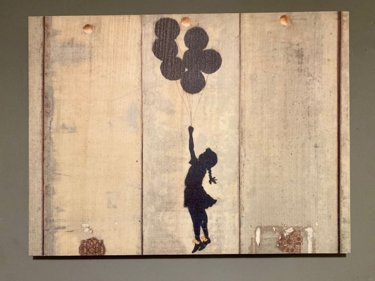 Banksy canvas £10