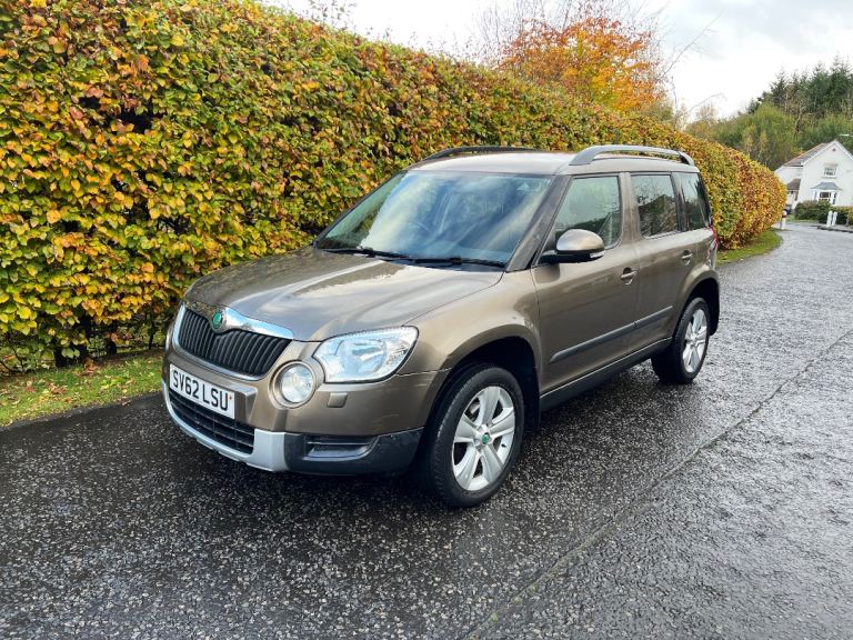 Skoda, YETI, Hatchback, 2012, Manual, 1798 (cc), 5 doors
