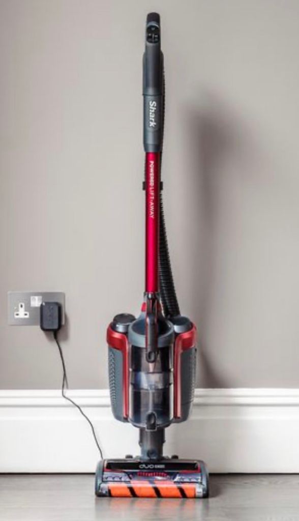 SHARK DuoClean Powered Lift-Away TruePet Cordless Vacuum Cleaner