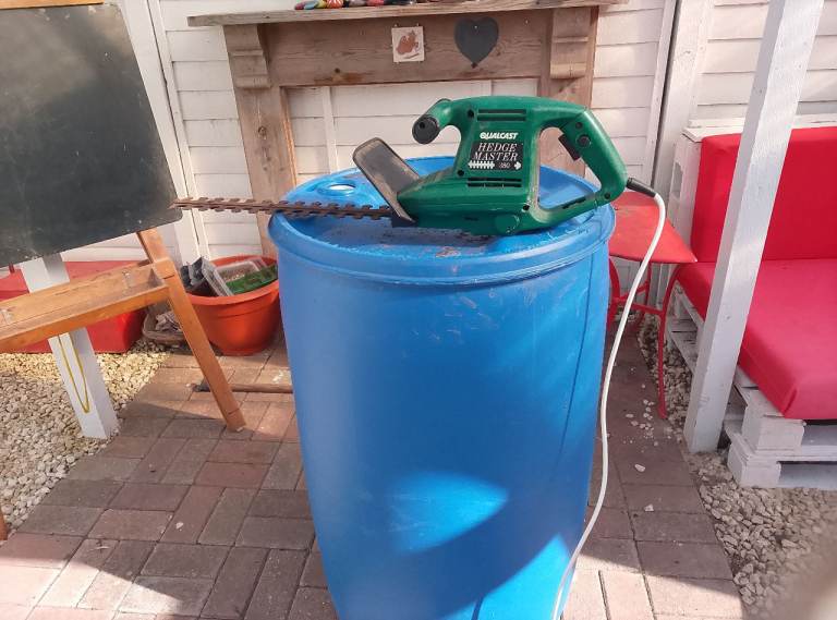 Qualcast Hedge master 380 