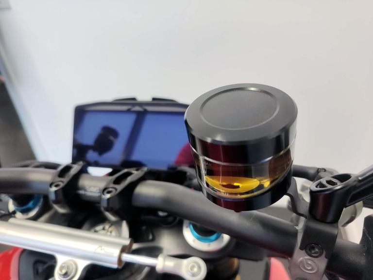 2025 Ducati Streetfighter V4S Red 562 Miles Akro Exhaust | £372 Dep & £372 pcm