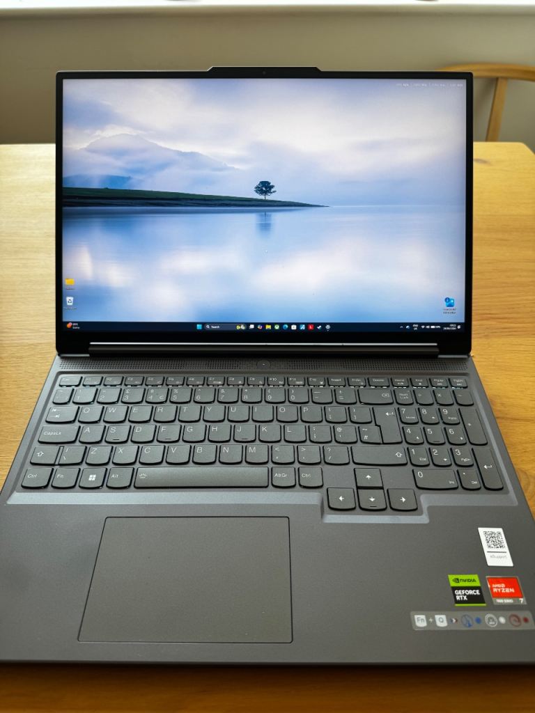 Lenovo Legion Slim 5 16" Gaming Laptop | RTX 4070 | Ryzen 7 | 16GB DDR5 | 1TB