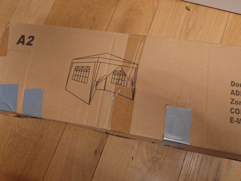 Pop-up gazebo with sides