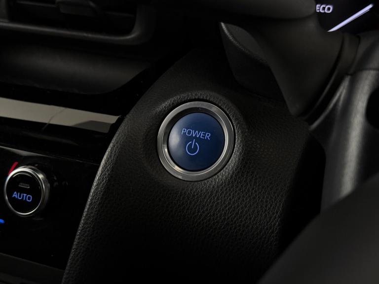 2023 Toyota Yaris Cross 1.5 VVT-h Design E-CVT Euro 6 (s/s) 5dr HATCHBACK Petrol/Electric Hybrid ...