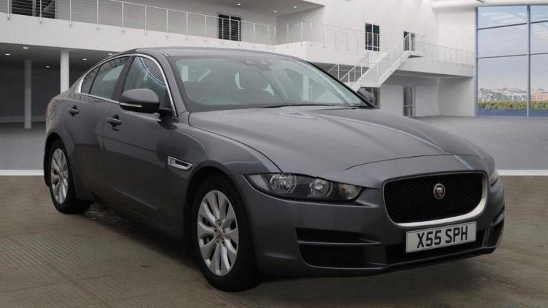 JAGUAR XE 2.0d Prestige Auto Euro 6 (s/s) 4dr 2017