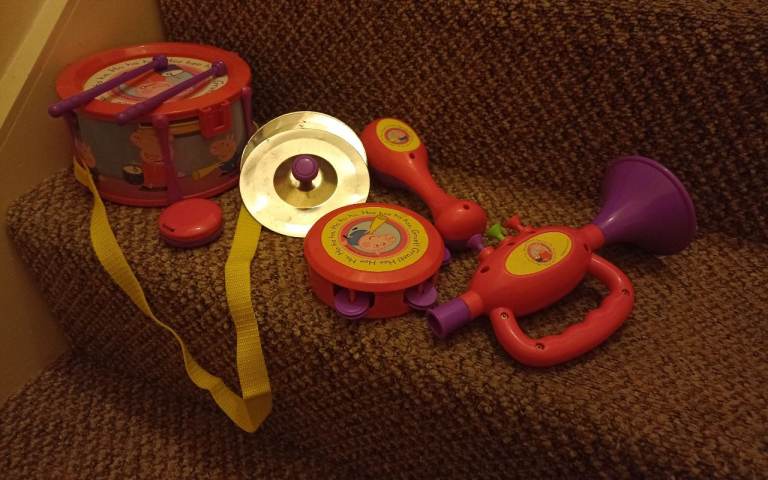 Peppa Pig musical instruments set