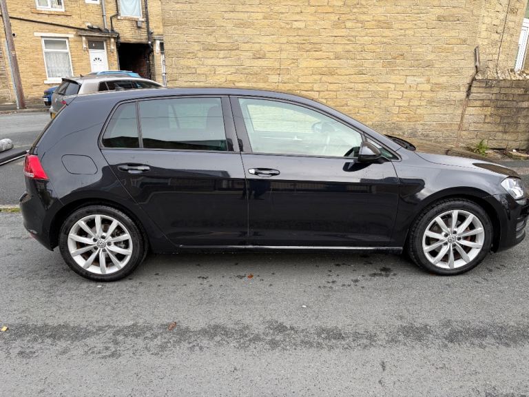 Volkswagen, GOLF GT Bluemotion, Hatchback, 2014, Semi-Auto, 1968 (cc), 5 doors