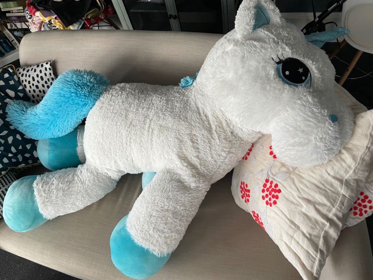 Giant unicorn stuffed toy 