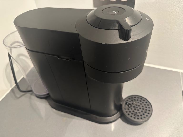 Nespresso Vertuo Pop Coffee Machine – Black, Good Condition