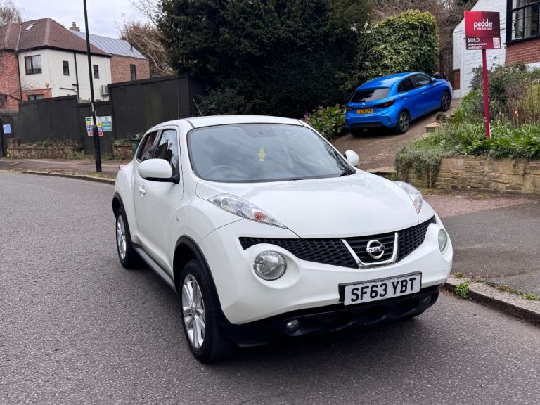 Nissan Juke AUTOMATIC 1.6 petrol 