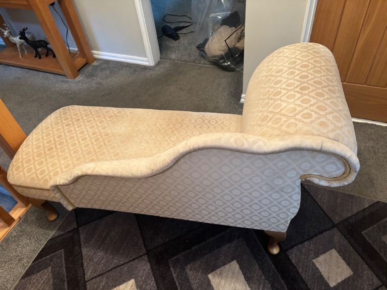 Cream chaise 